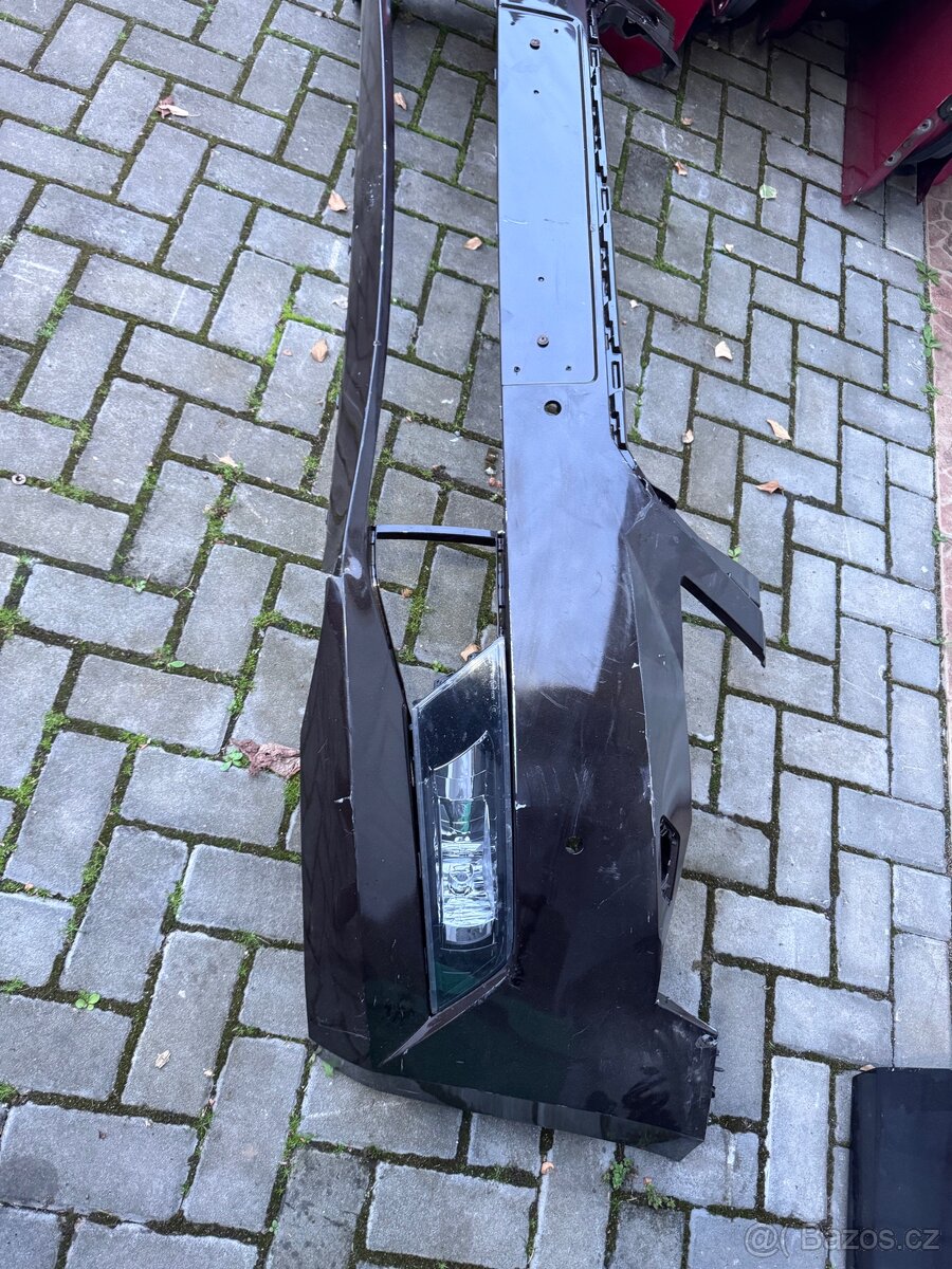 Superb 3 predni naraznik
