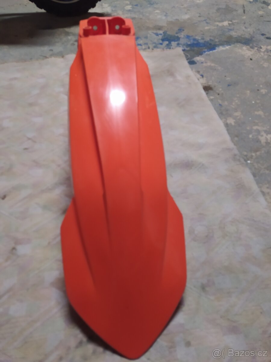 Přední blatník KTM