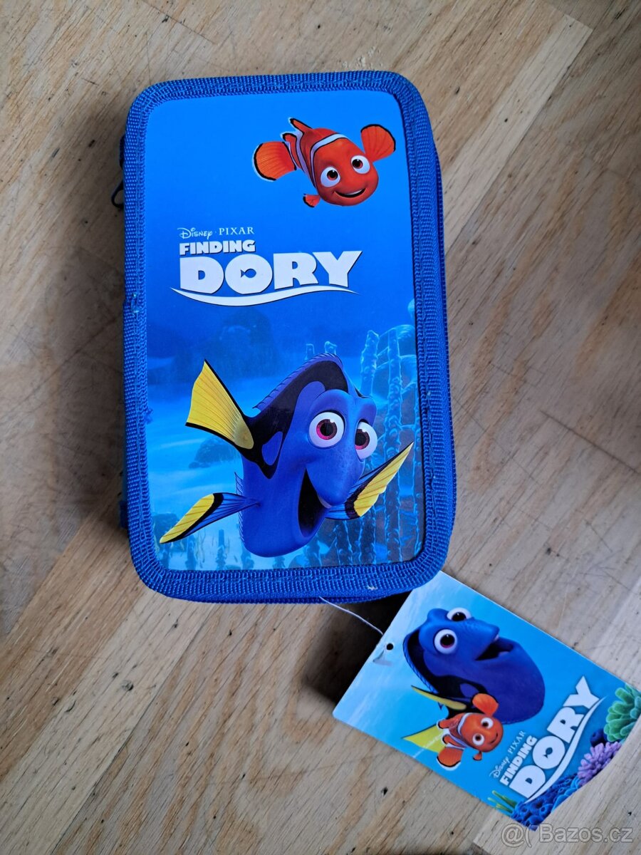 Nový penál Dory