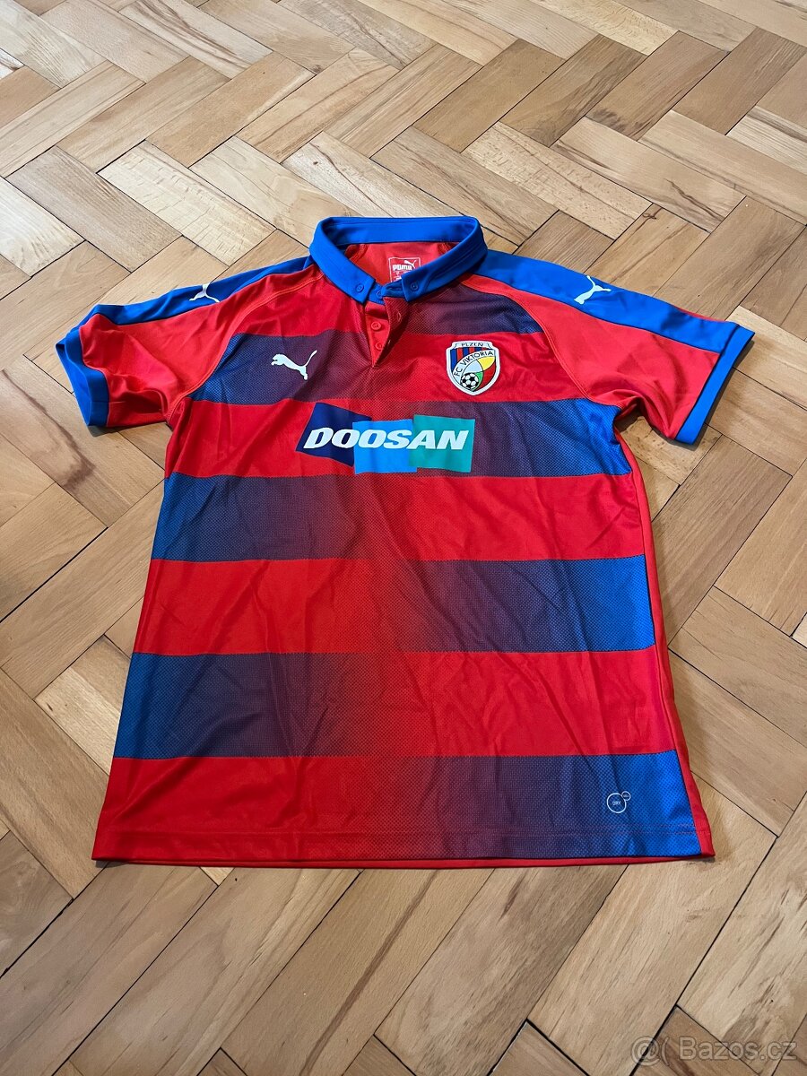 Viktoria Plzeň dres
