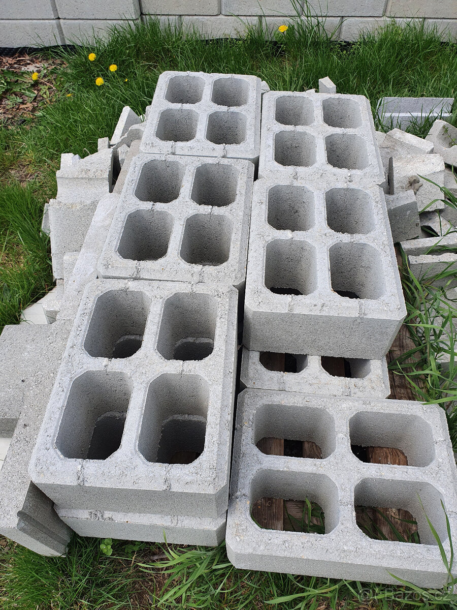 Plotové tvárnice Simple Block Presbeton