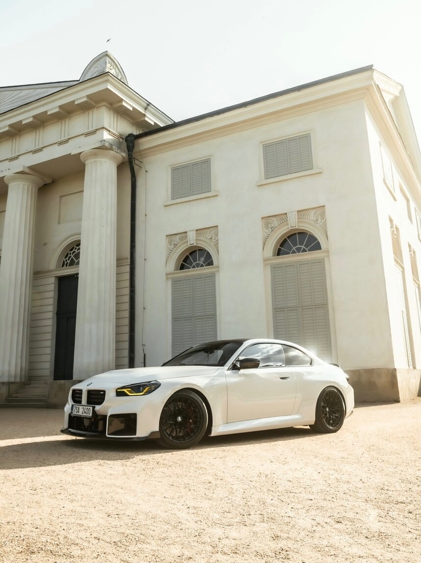 BMW M2 G87 Track ČR DPH Carbon Sedačky Záruka