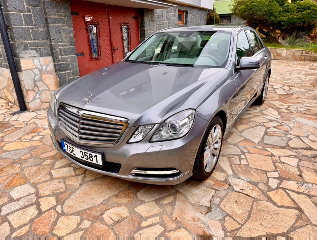 Mercedes-Benz Třídy E, 350 CGI 215KW ELEGANCE 2 X KOLA