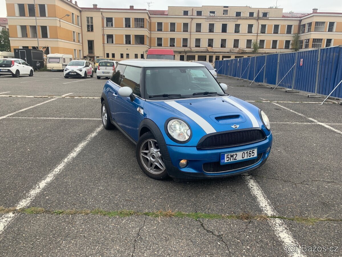 Mini Cooper S R56 - automat, koupeno v Čr