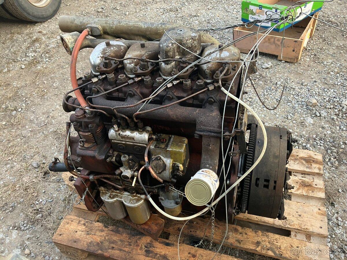 Motor Zetor 5501 nebo možno jen blok