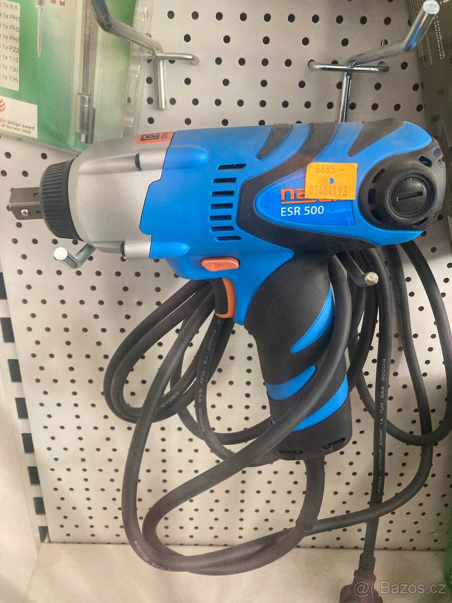 utahovák NAREX ESR 500