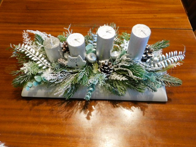 vánoční štola - stříbrno-bílá