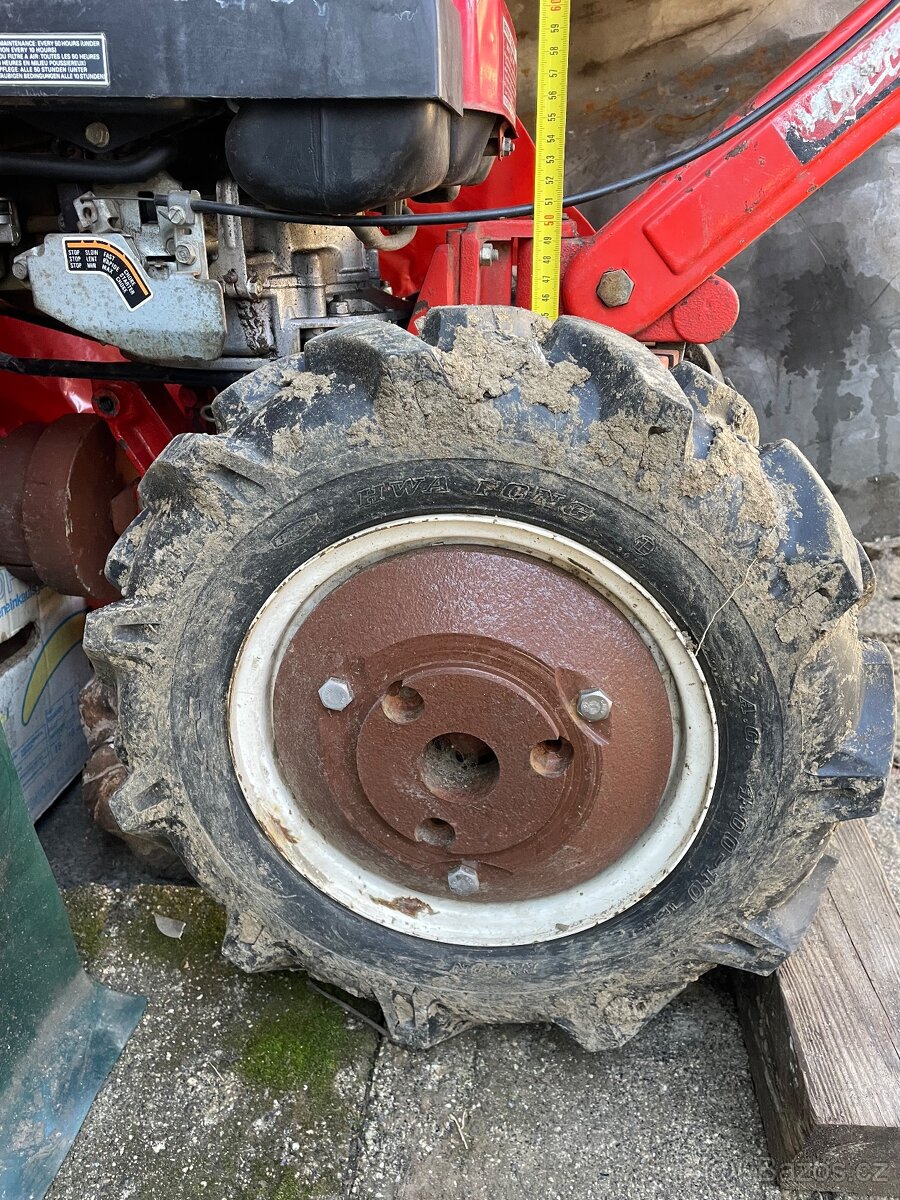 Kola šípáky na Vari , Terra , Gutbrod se závažím