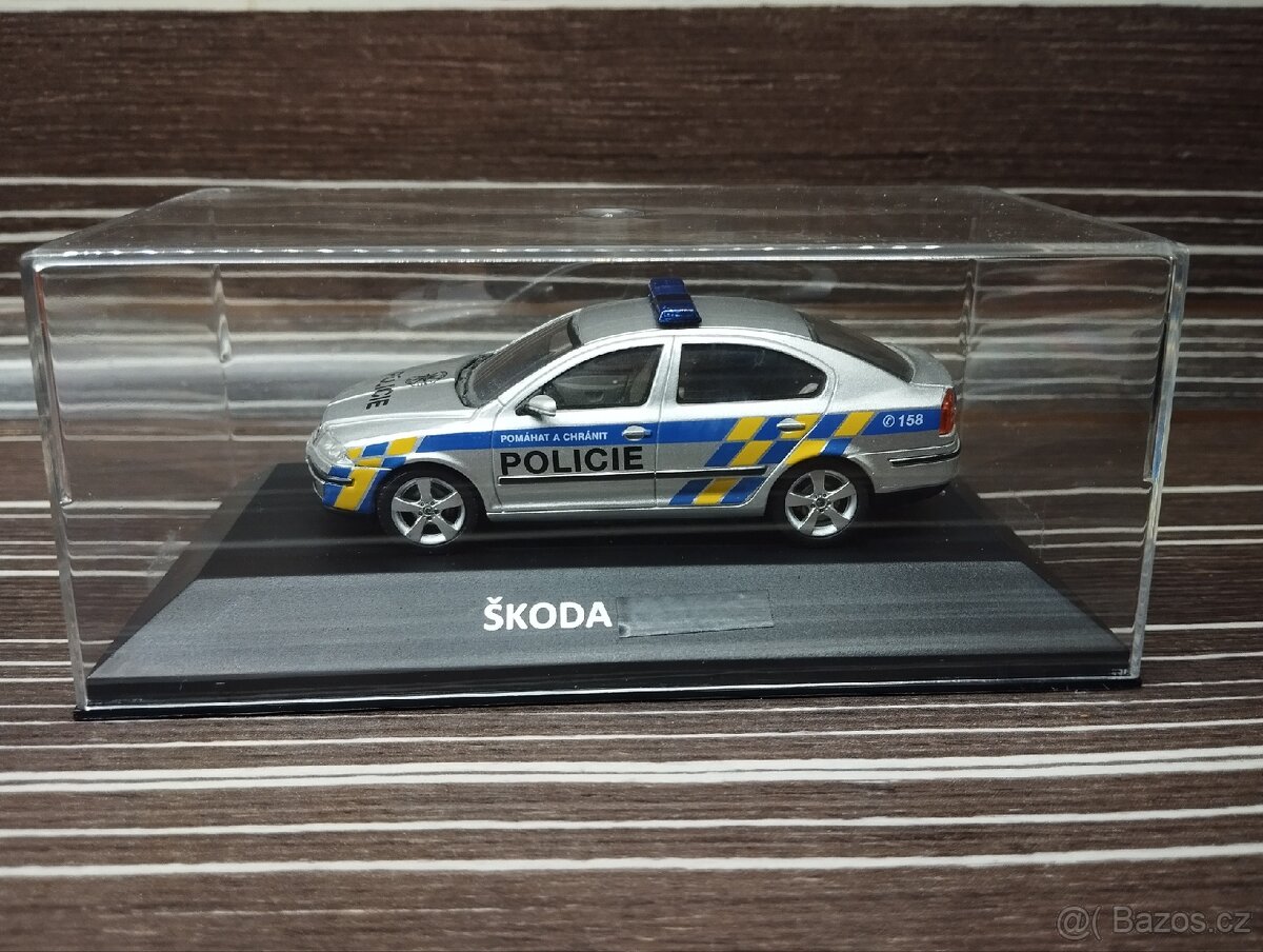 Škoda Octavia II policie 1:43 Abrex