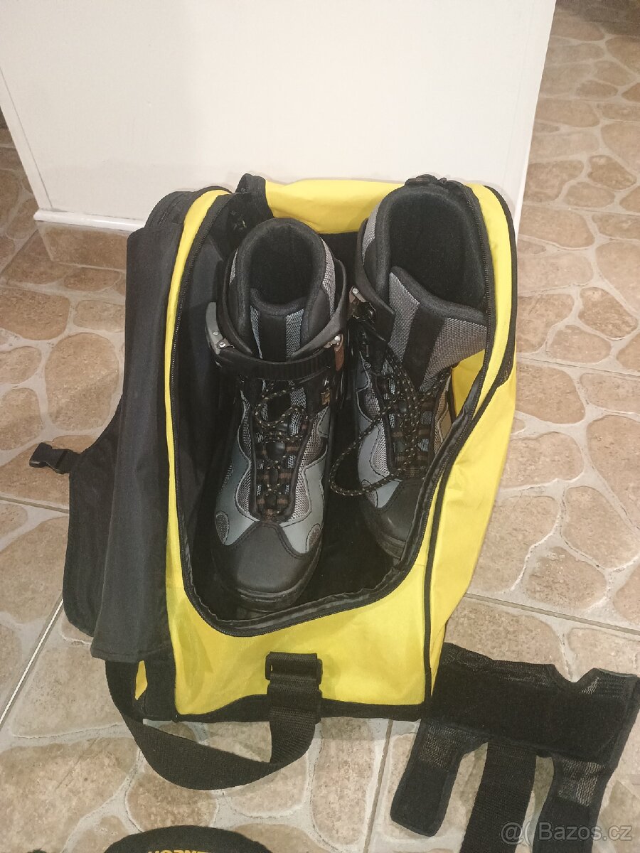 Kolečkové brusle s příslušenstvím