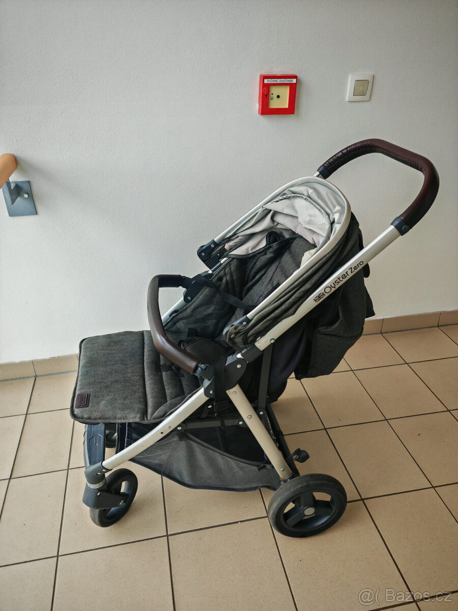Kočárek sporták Oyster Zero - velmi skladný