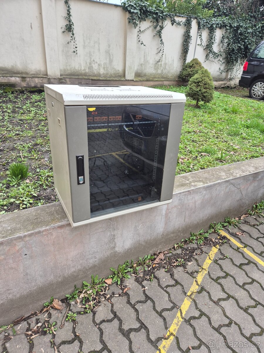 Rack 12U - 60 x 45 x 65