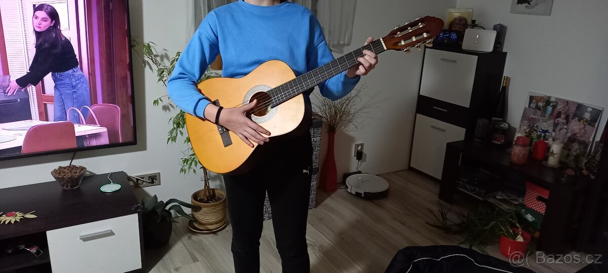 Dětská kytara, vč. obalu TOP stav