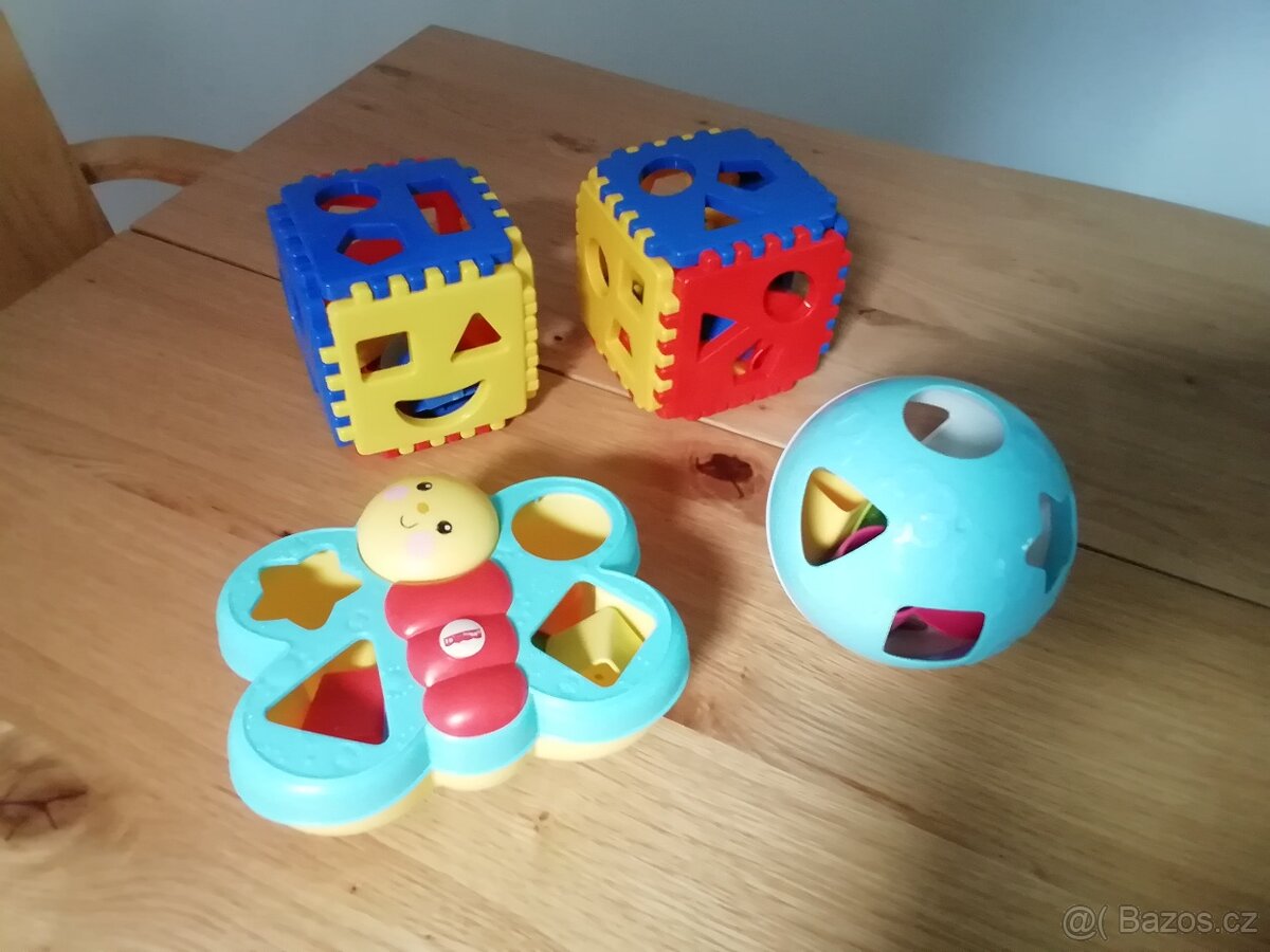 Vkládací kostka / míček /motýl Fisher Price