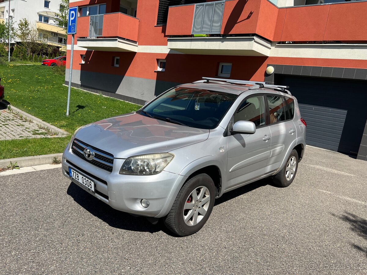 Toyota rav4 2.2D