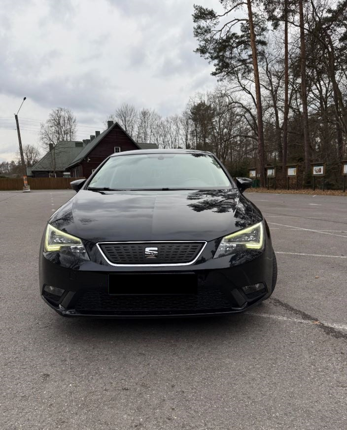 Seat Leon 1.6 TDI 110k TOP Cierna