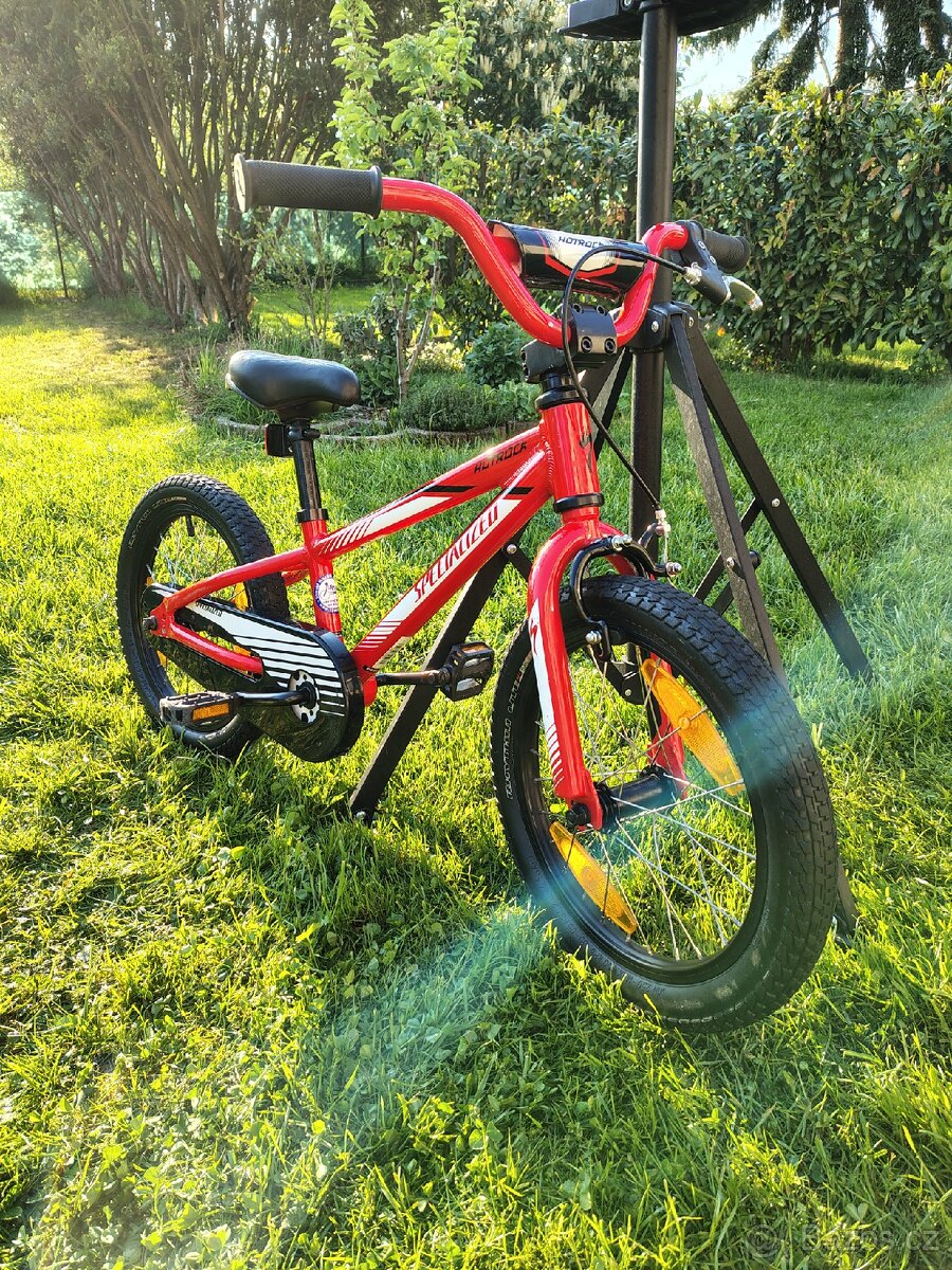 Specialized Hotrock 16