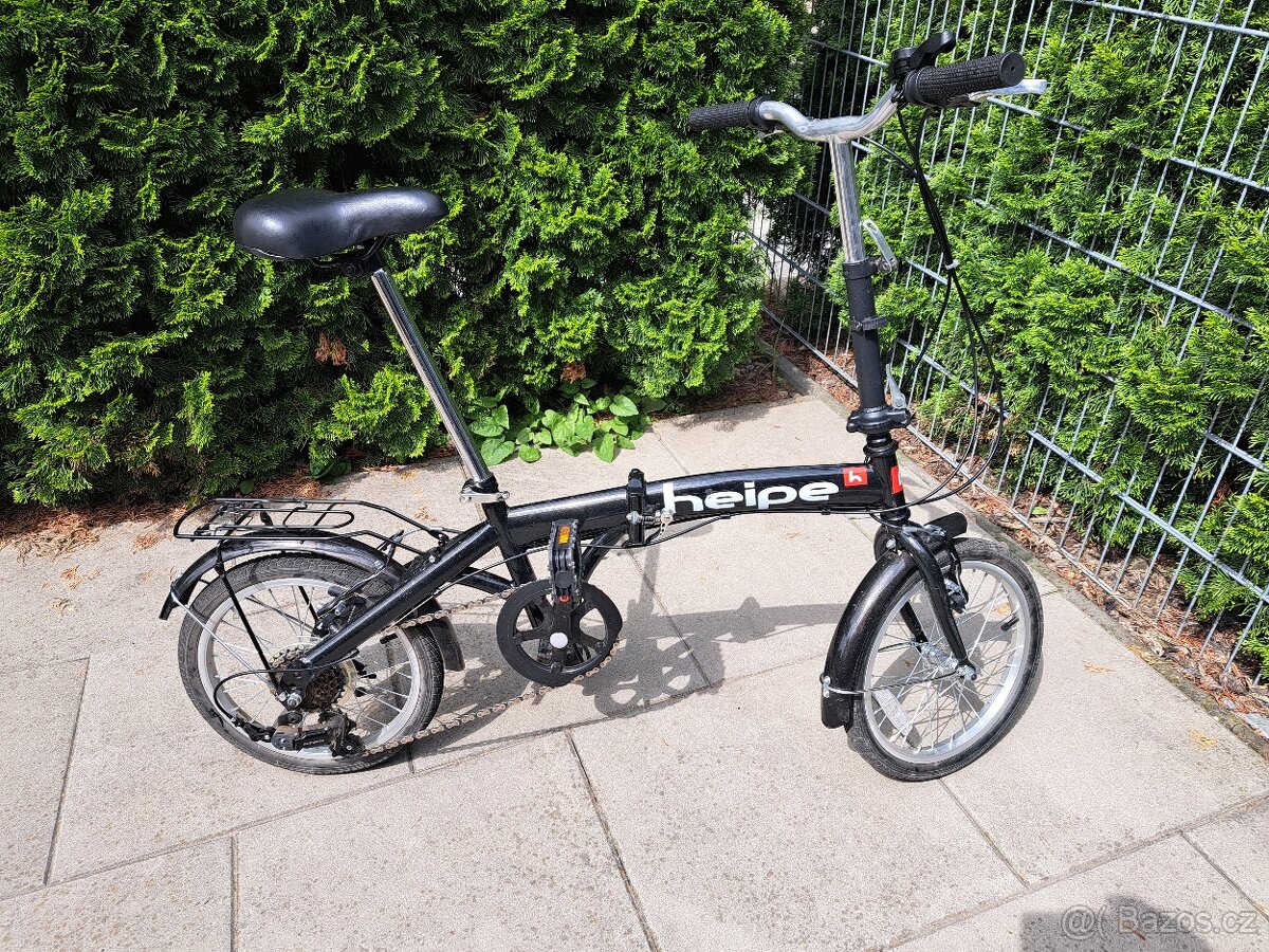 Obytný automobil skládací kolo