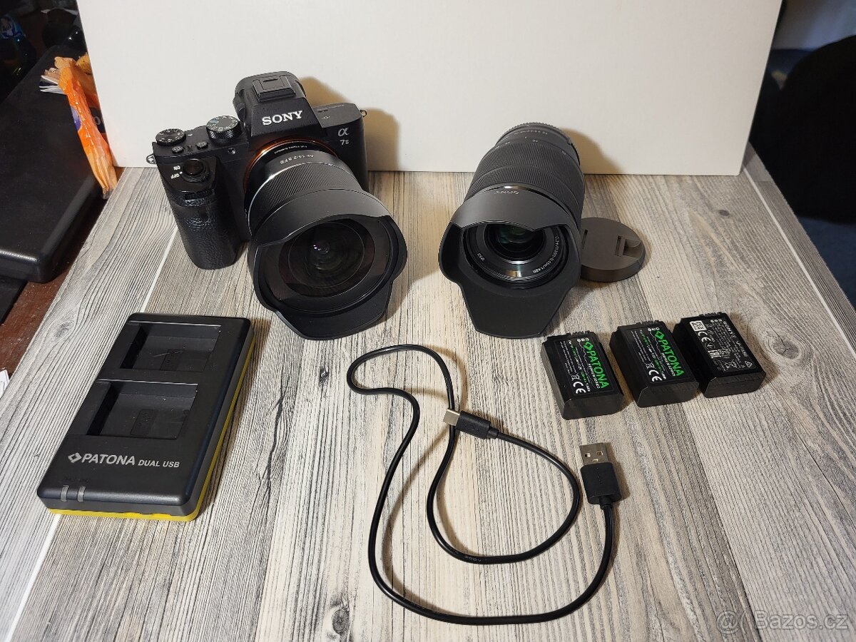 Sony A7 II + 2 objektivy (Samyang 14mm, Sony 28-70mm) + přís