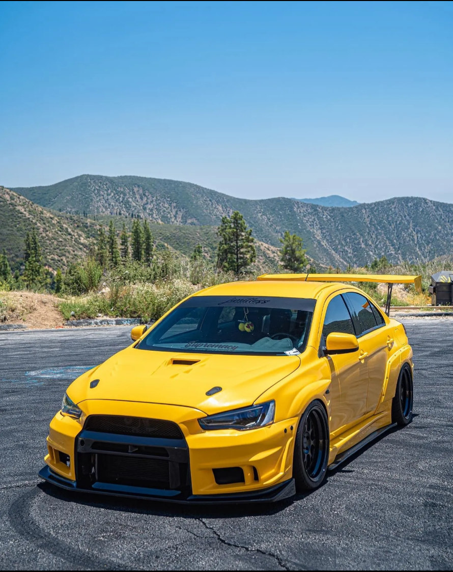 Mitsubishi Lancer Evo Varis V2 přední narazník