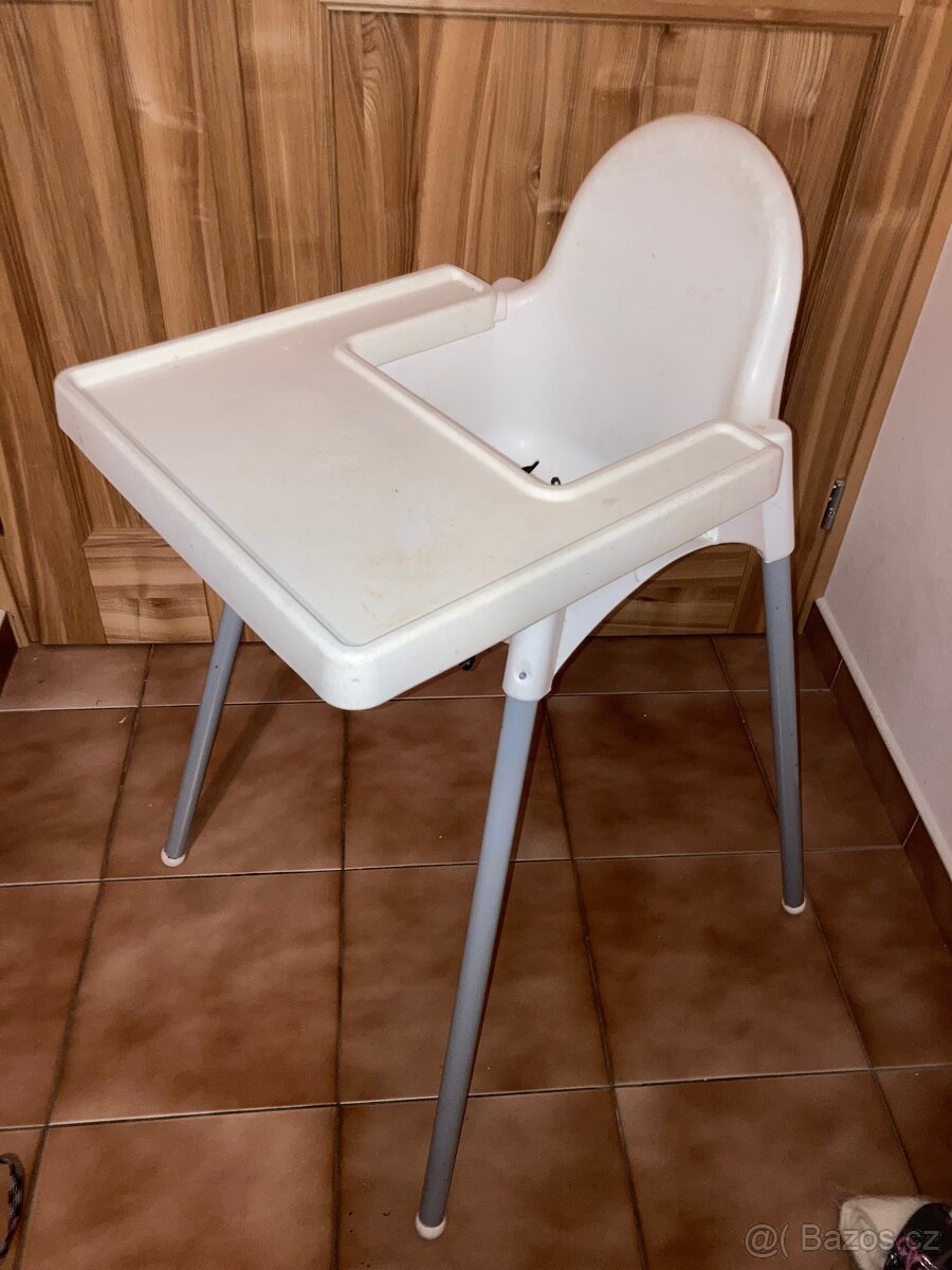 Dětská jídelní židlička