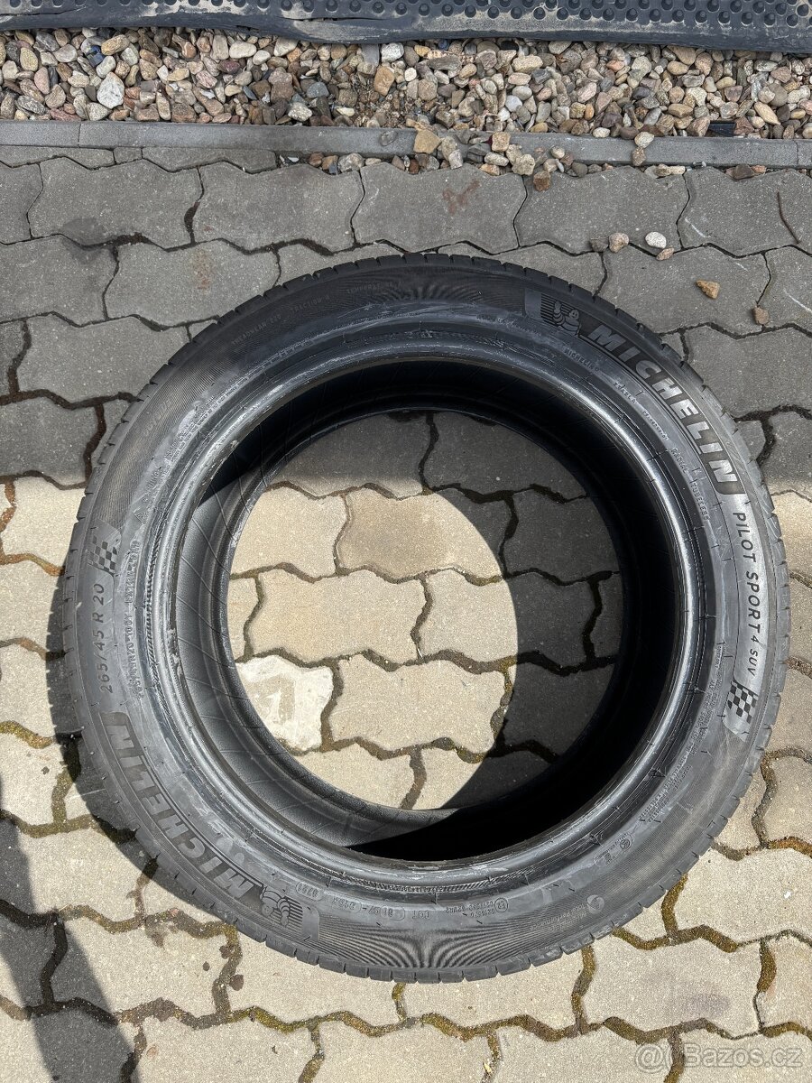 Michelin Pilot Sport 4 SUV 265_45 R20