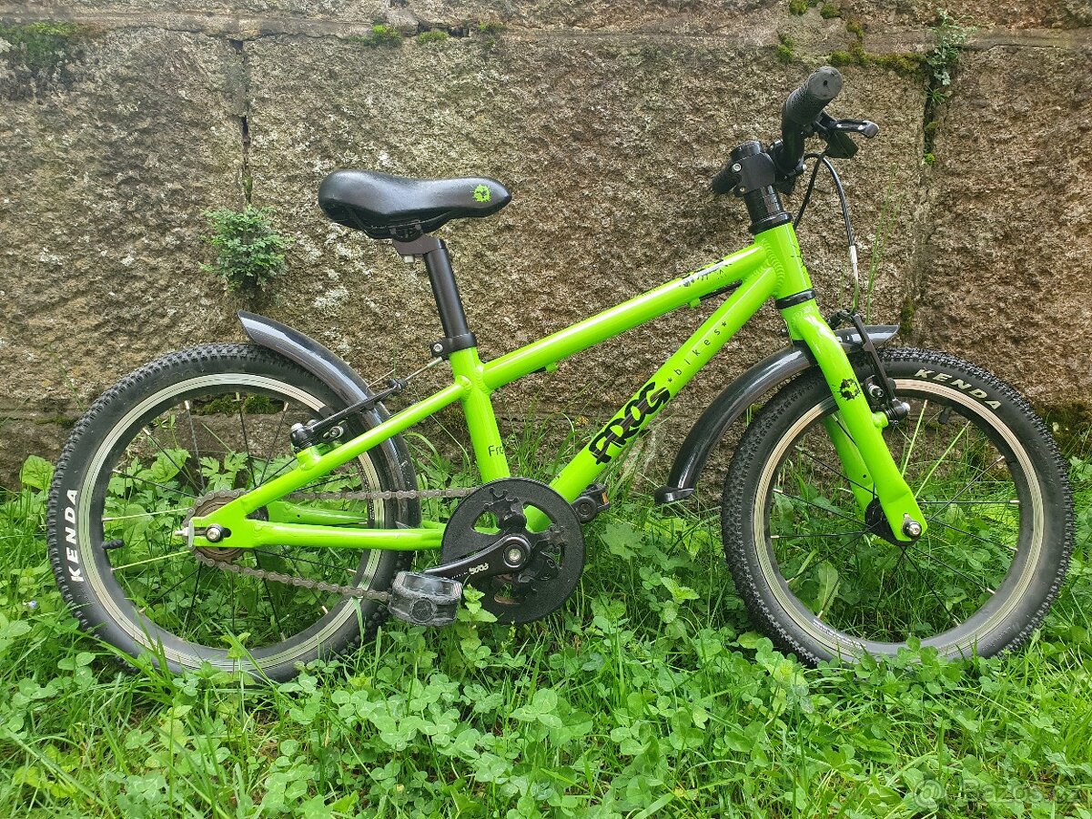 Ultralehké kolo Frog 44 - velikost 16"