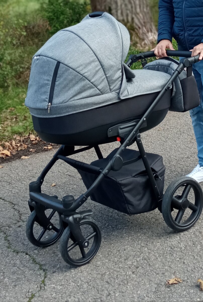 Trojkombinace kočárek Camarelo Nova