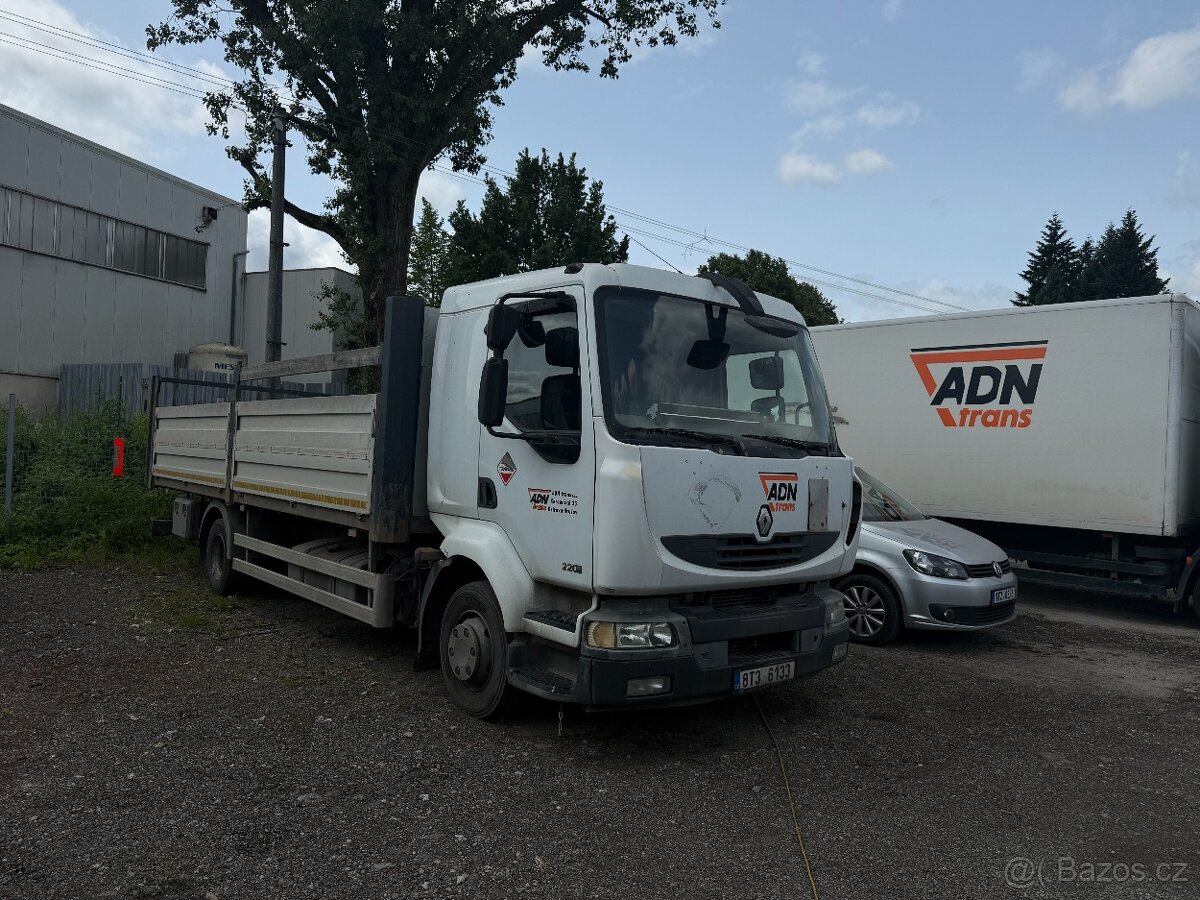 Renault Midlum 2012