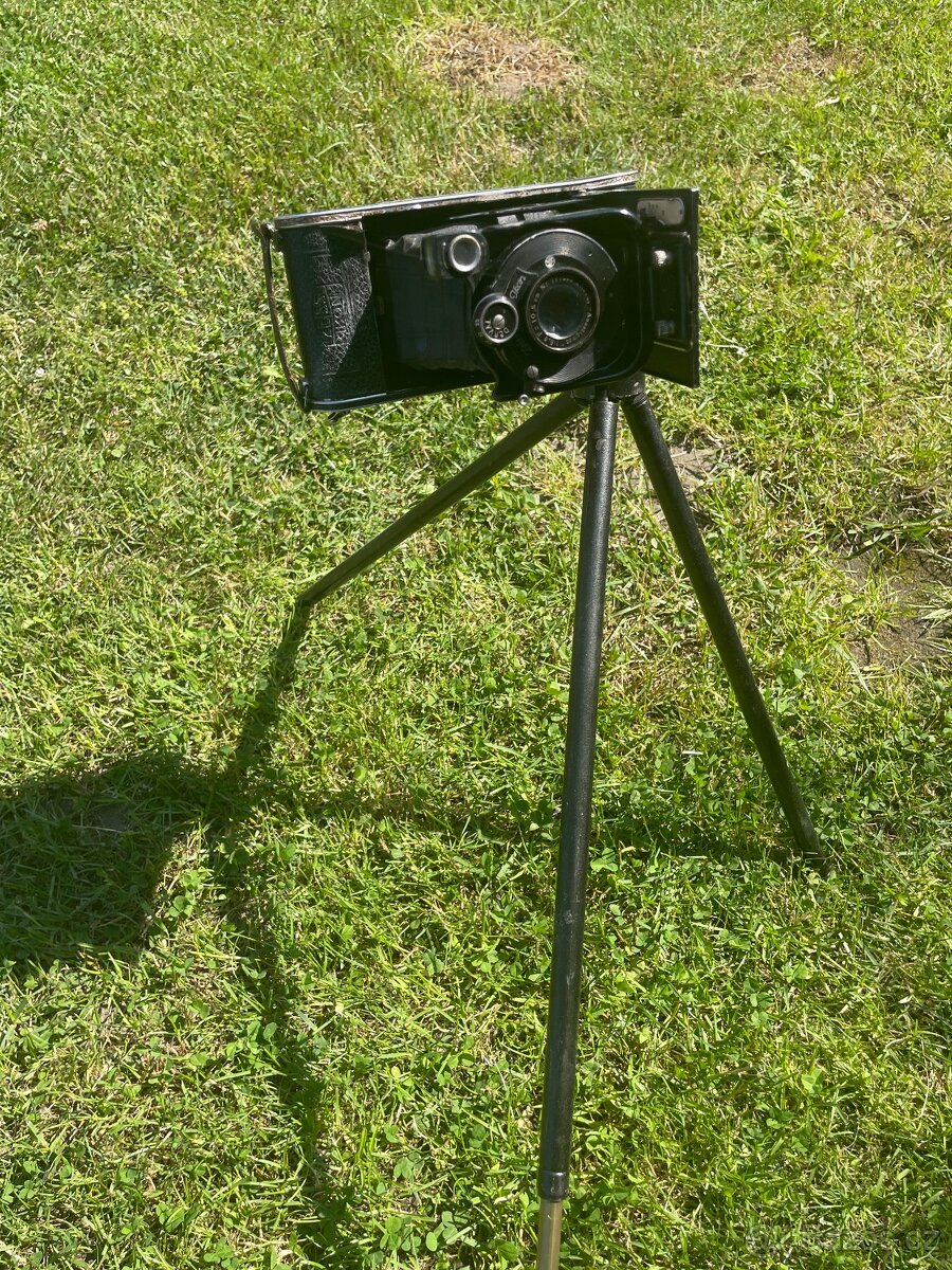 Starožitný foťák Zeiss Ikon