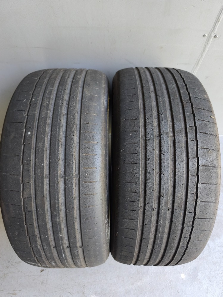 275/45 R21