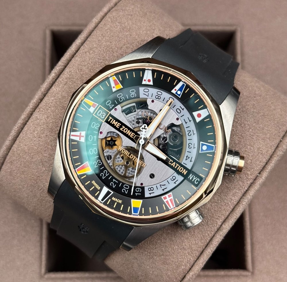 Corum, model Worldtimer Legend, original hodinky