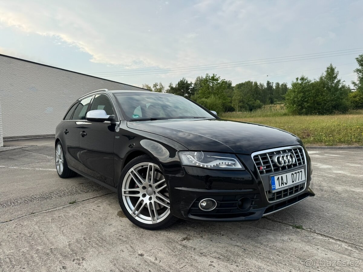 Audi S4, 3.0 TFSI 245kw, MANUÁL