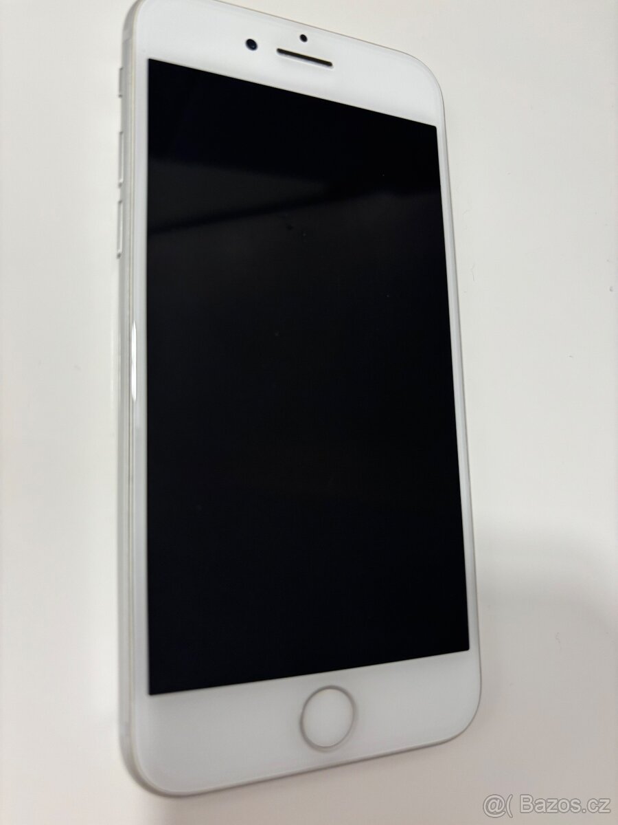 Iphone8 64gb bílá