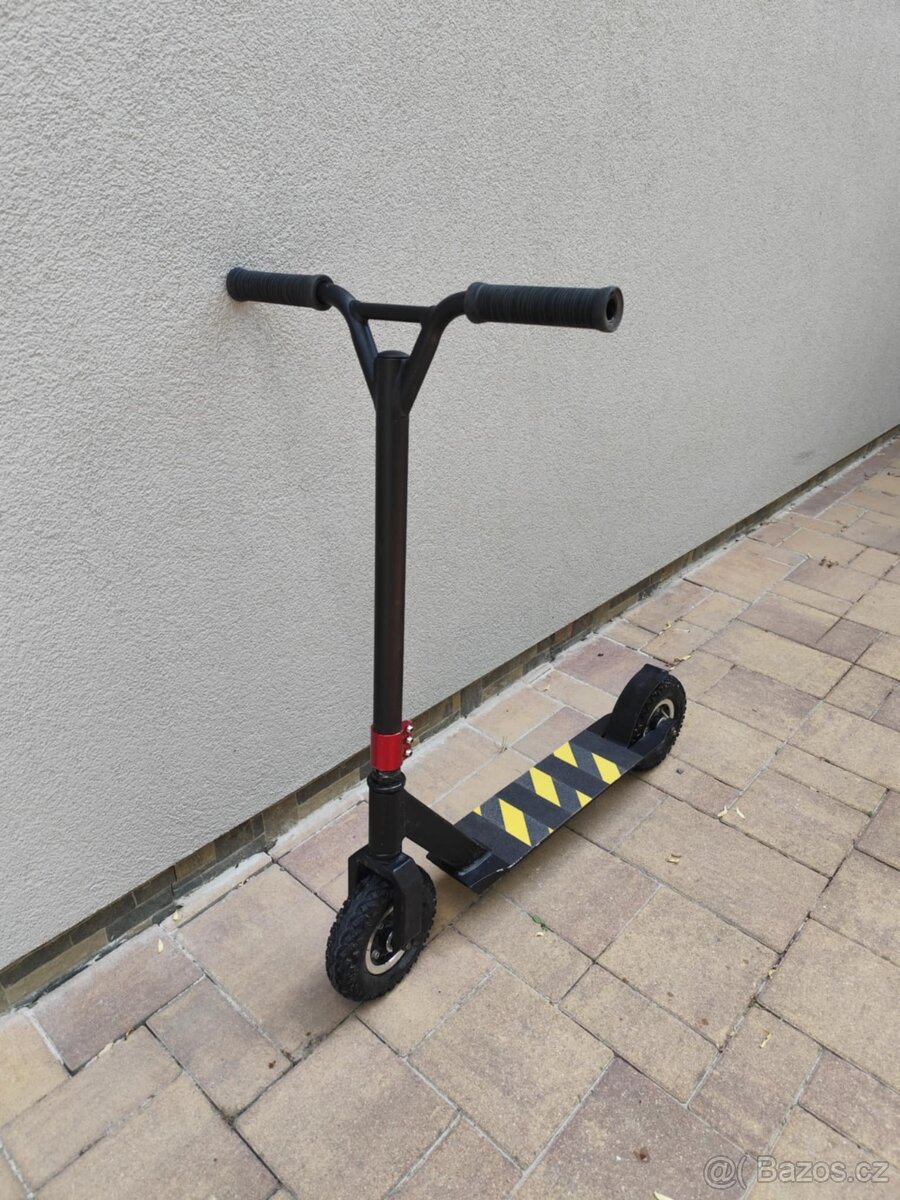 Freestyle koloběžka