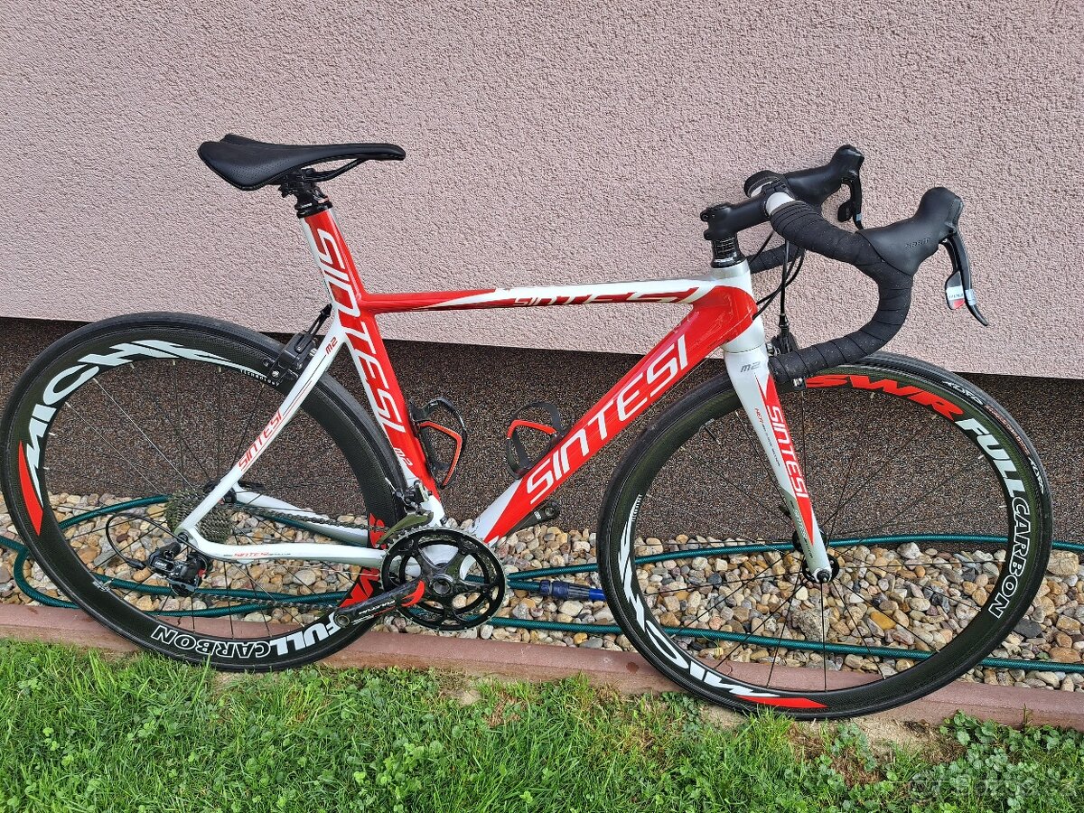 Silniční kolo SINTESI – 100% carbon, TOP stav