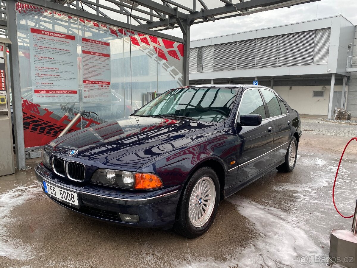 BMW e39 528i 142kw