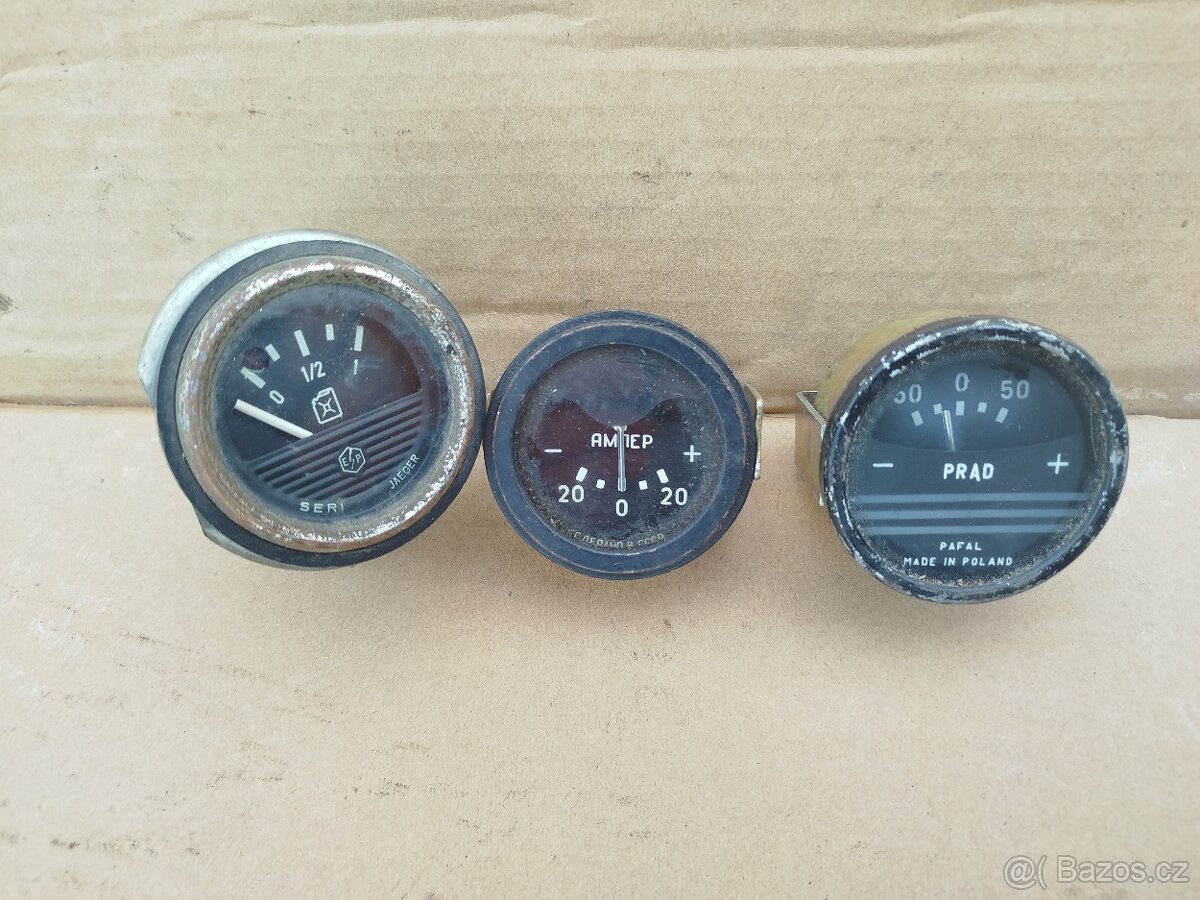 Automobilové přístroje budíky Ampermetr palivoměr soubor