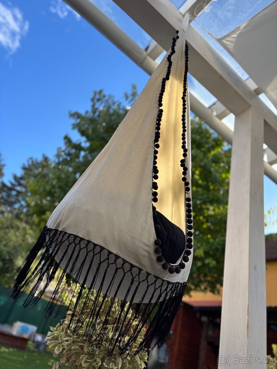 Dětské závěsné křeslo/houpačka Kokon