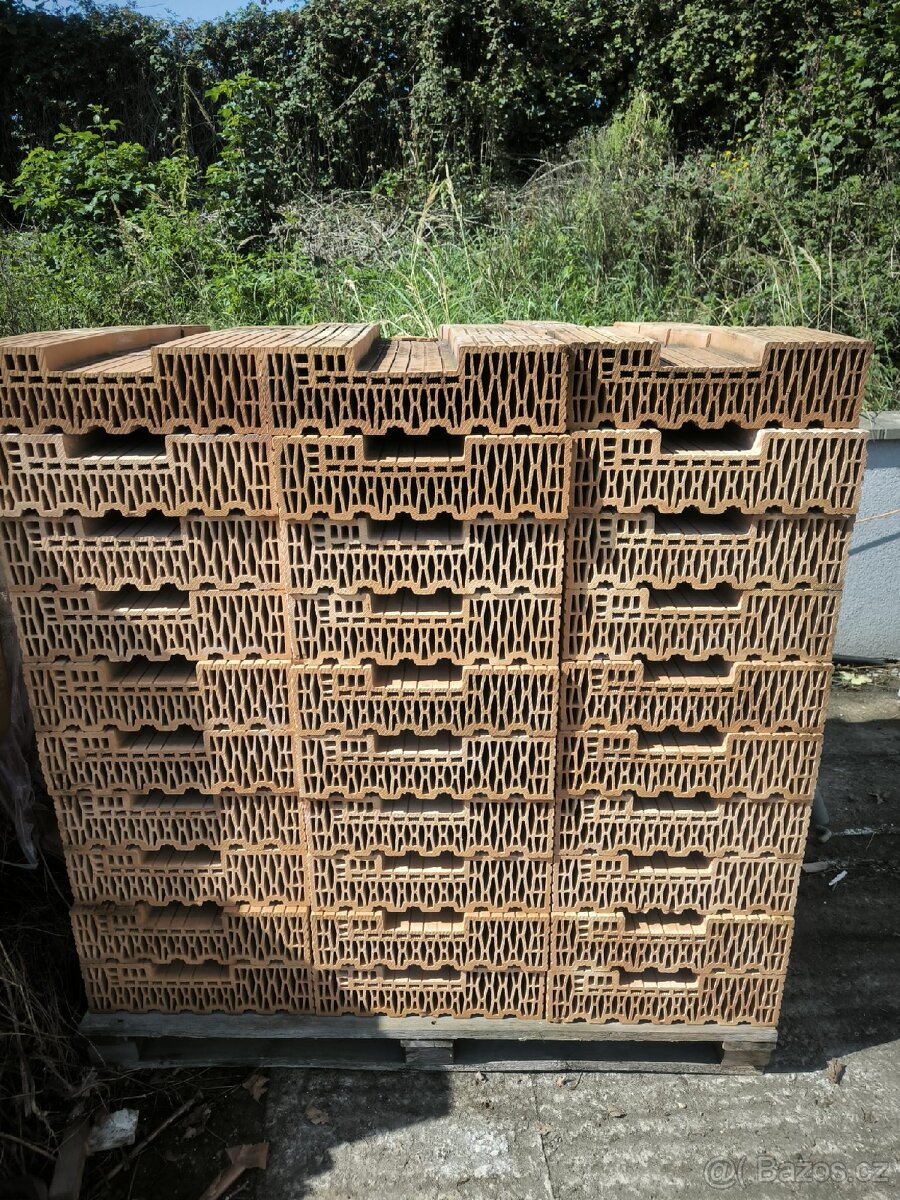 Cihla Heluz Family 44 K 1/2 broušená 125x440x249