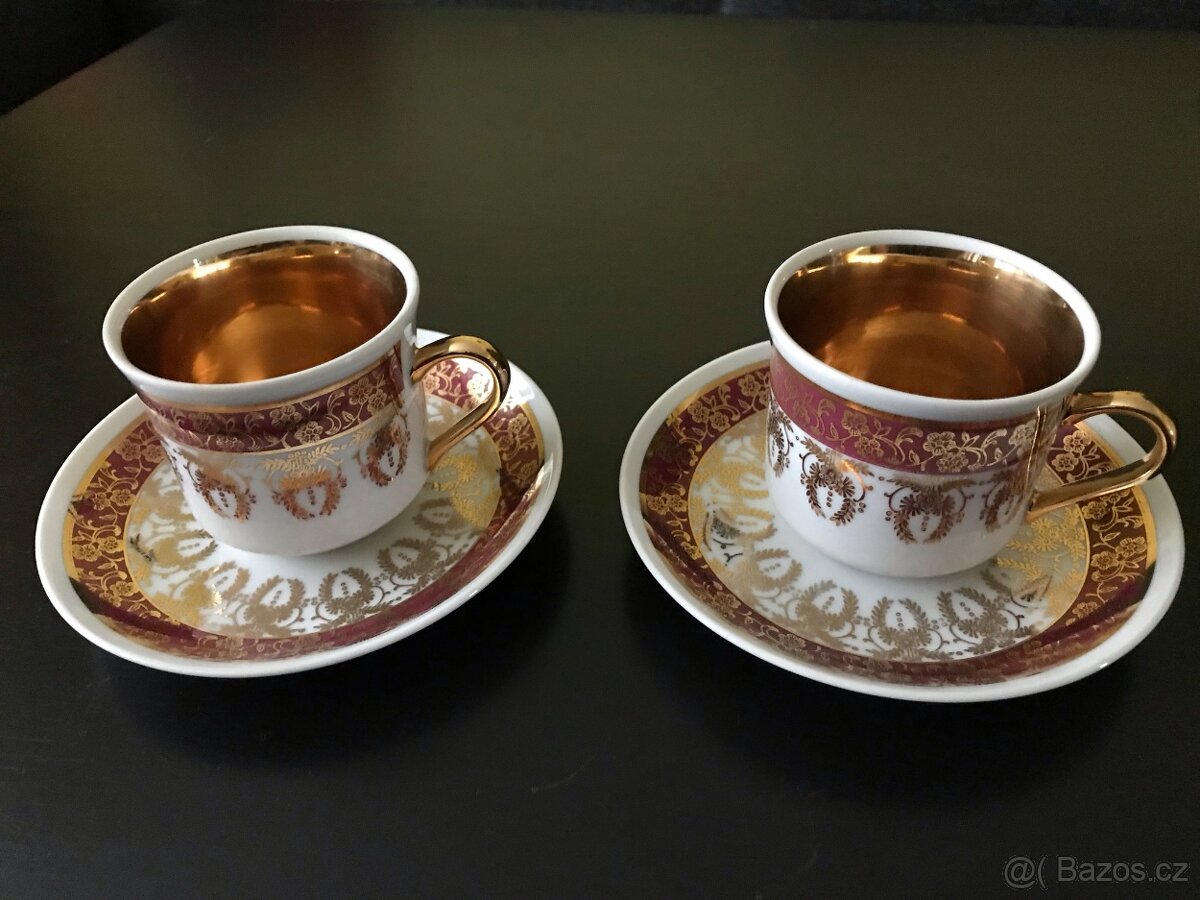 Porcelánový moka servis