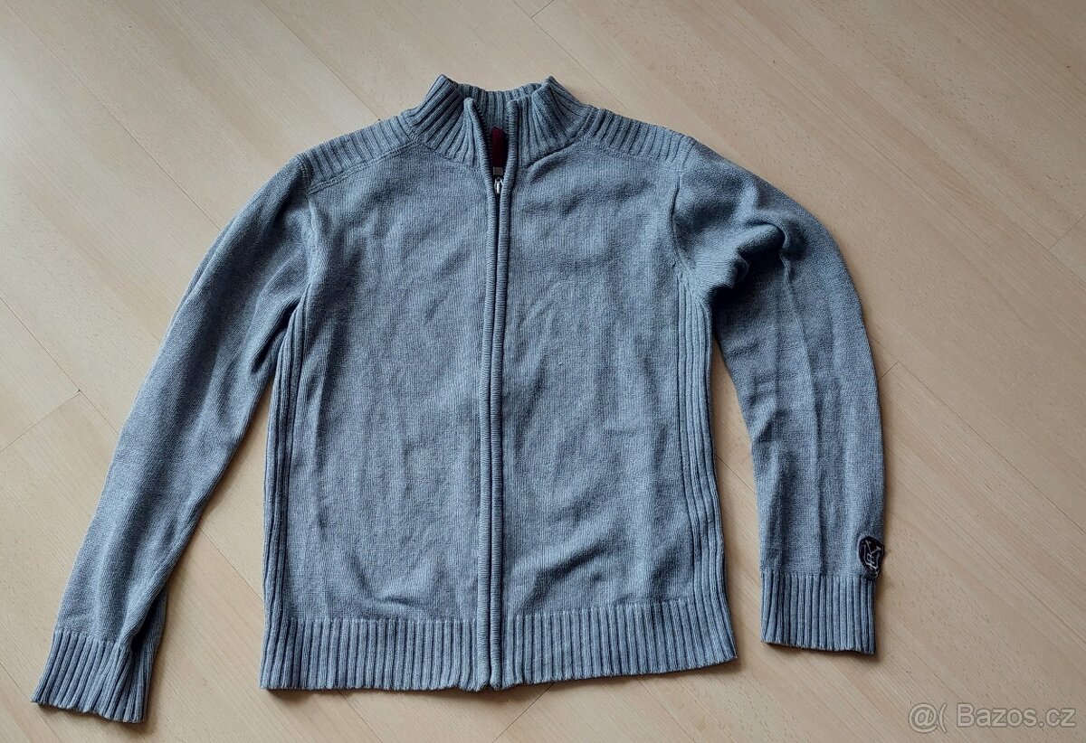 Dětský chlapecký svetr vel.146-152 zn.H&M