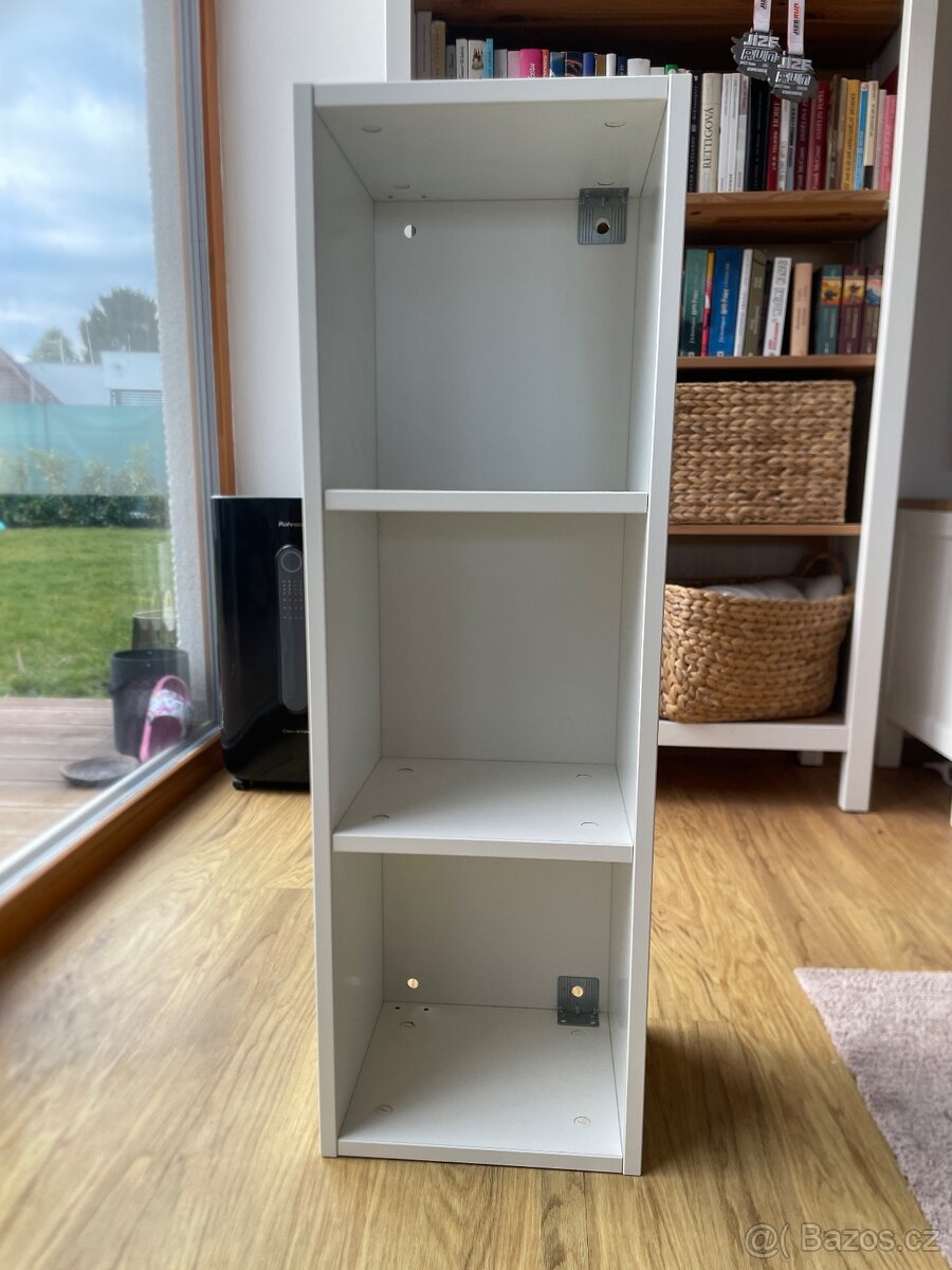 Nástěnná police IKEA
