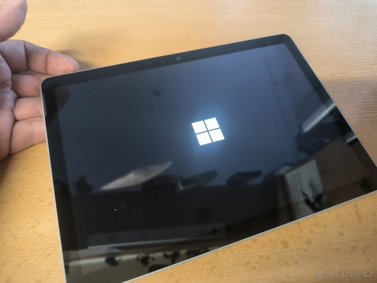 Prodej na opravu surface GO3 128 gb