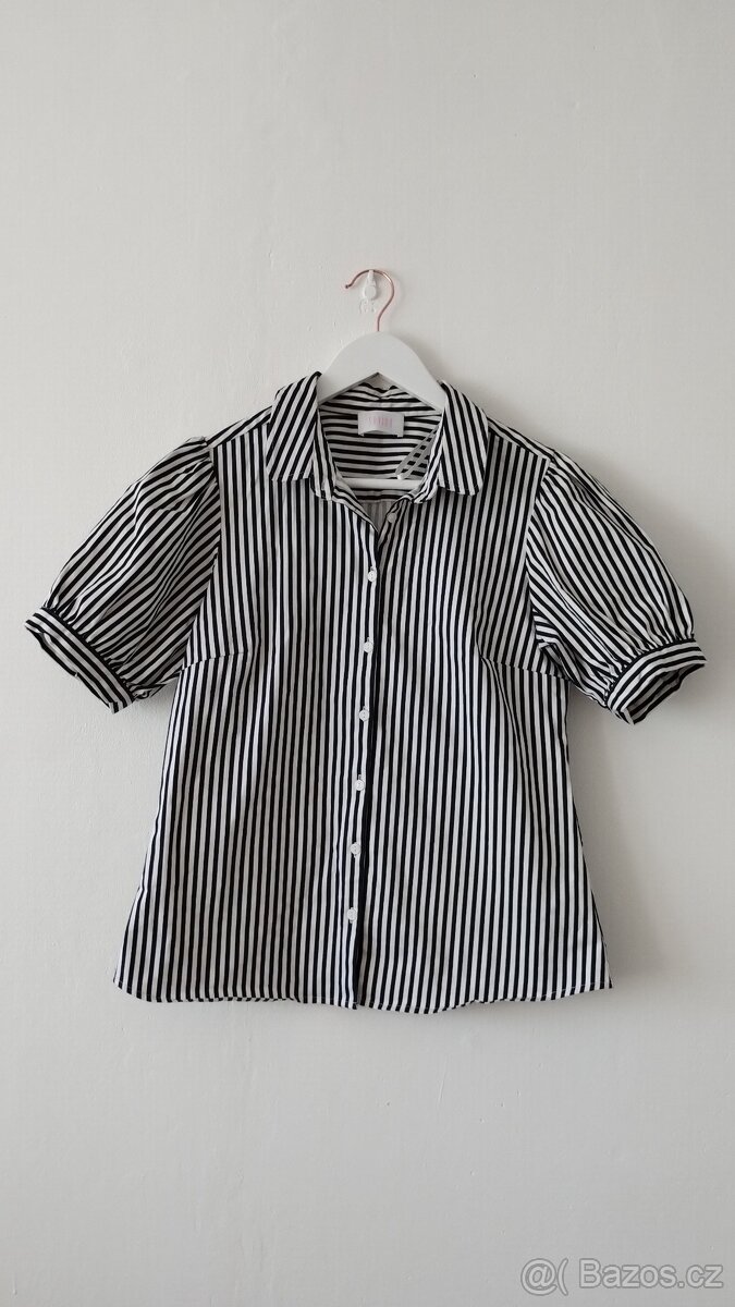 Černo-bílá pruhovaná košile s krátkým rukávem vel. 40-42