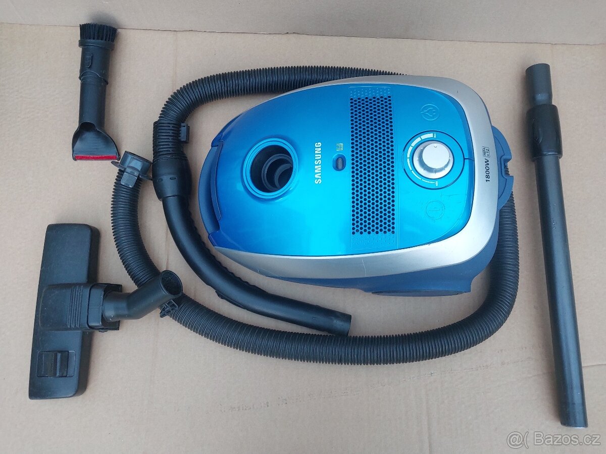 Silný vysavač 1800 W