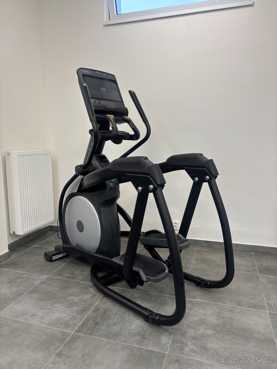MATRIX Endurance LCD - eliptický trenažer