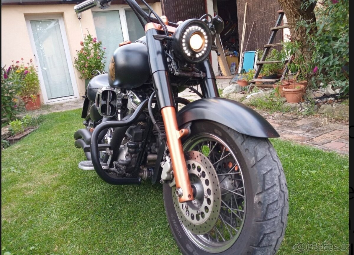 Yamaha Wild Star 1600 r.v.2000 nová STK