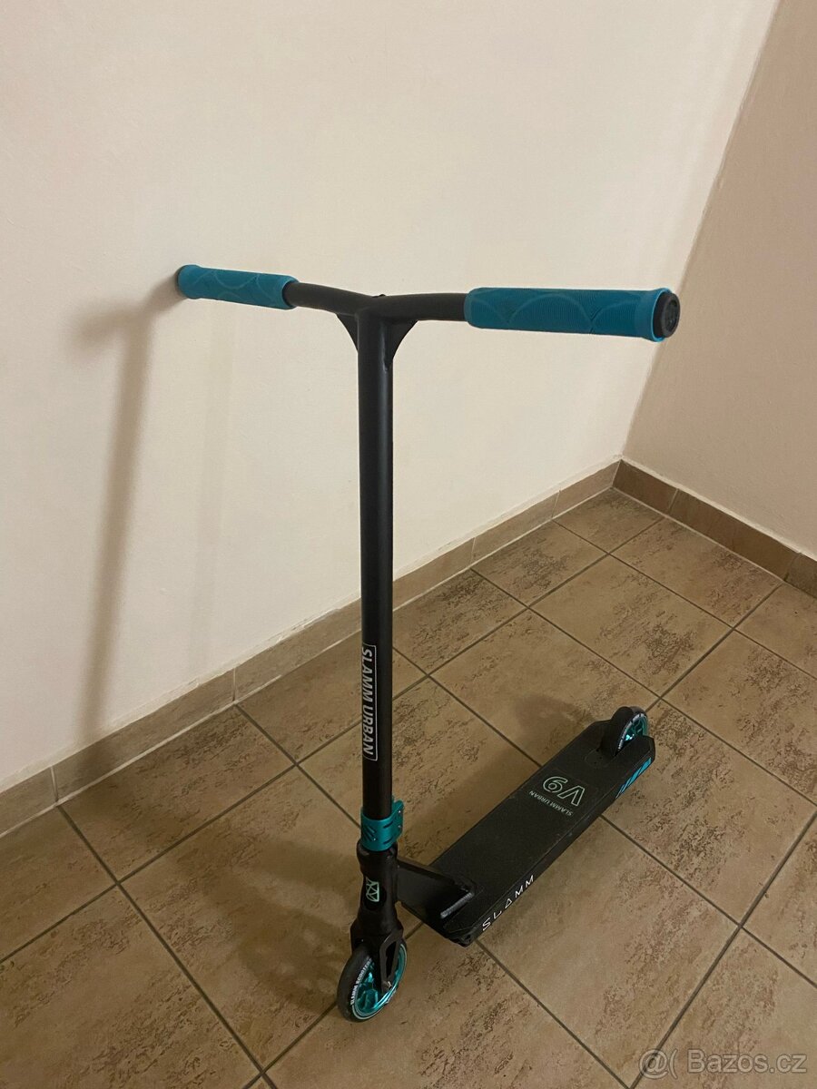 Freestyle koloběžka SLAMM URBAN V9 Teal