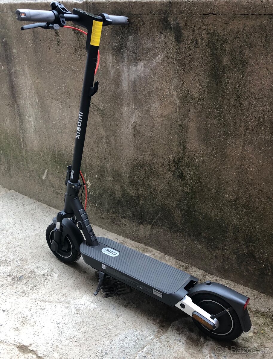 Elektrokoloběžka Xiaomi Scooter 5 Pro Gl